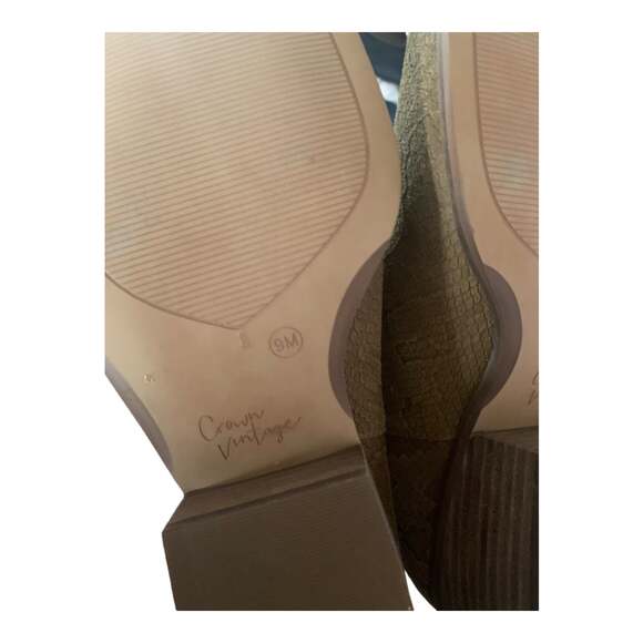 Crown vintage pull on booties brown faux animal croc print size 9 heeled woman’s - Picture 9 of 10